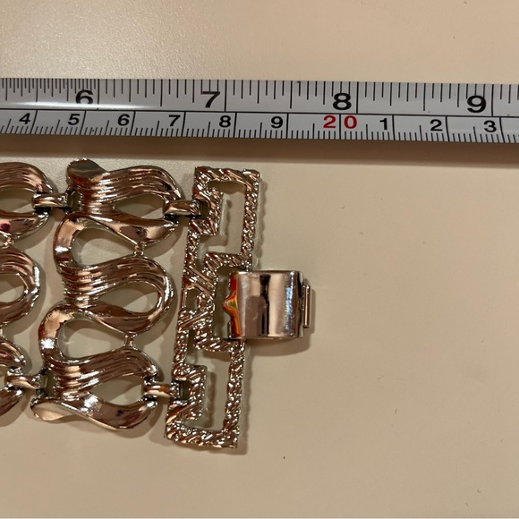 Vintage 60 70 MCM MOD Heavy Silver Wide Mobwife Bracelet - Picture 10 of 17